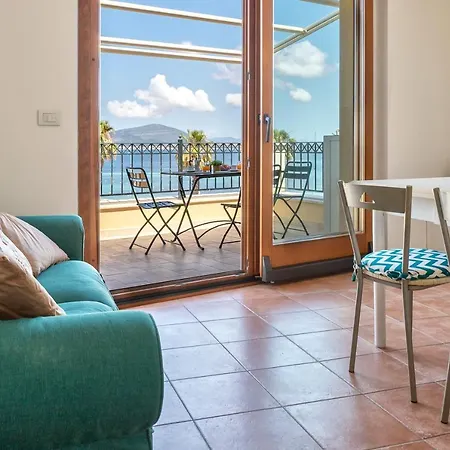 Apartment Fronte Del Porto