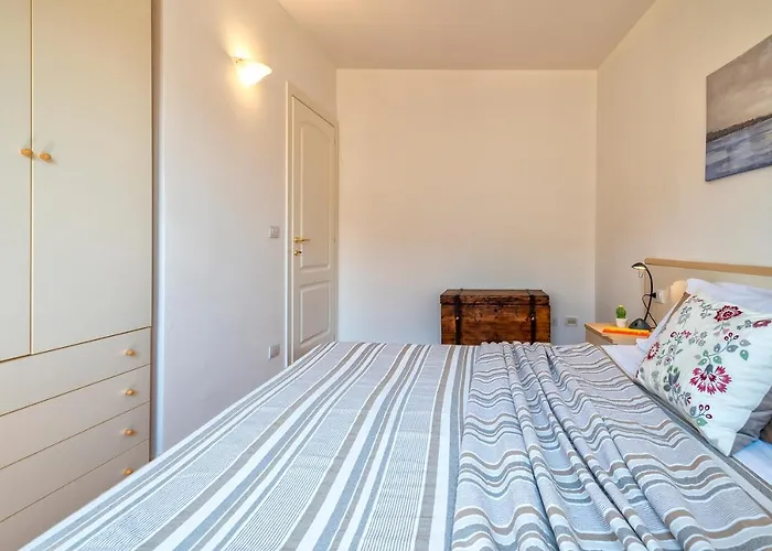 Апартаменты Fronte Del Porto Альгеро