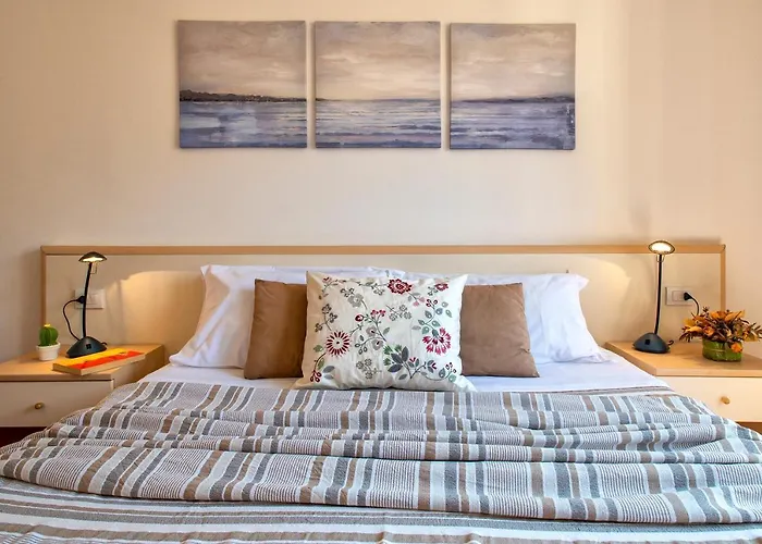 Fronte Del Porto Альгеро